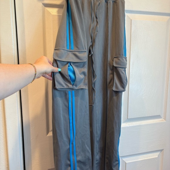 Vintage Y2K Big Flirt Gray And Baby Blue Cargo Track Pants - Size Small - Picture 2 of 10